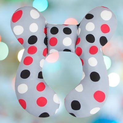 Coussin Bébé - BabyTravelPillow™ - Pastille - Bébé Sans Risque