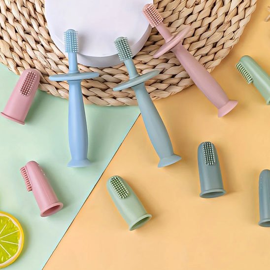 Brosse à dent bébé | Douce & Ergonomique - Bébé Sans Risque