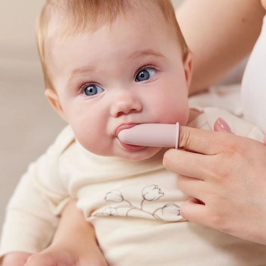 Brosse à dent bébé | Douce & Ergonomique - Bébé Sans Risque
